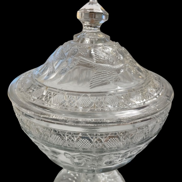 Antique EAPG Indiana Glass Bird & Strawberry Covered Compote High Standard - Picture 2 of 11
